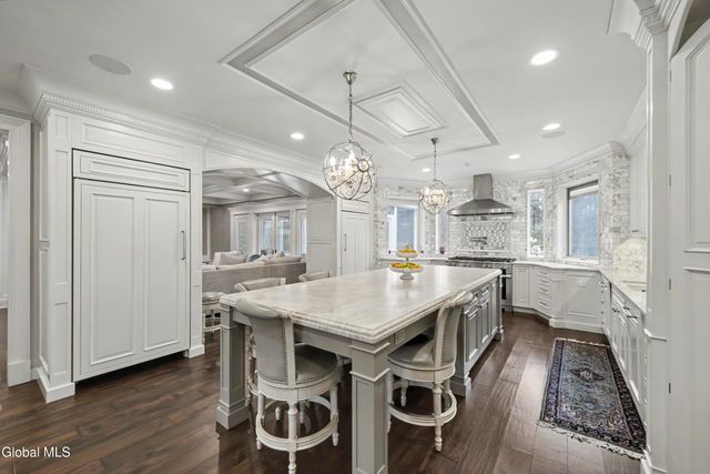 9 Sage Estate, Menands, NY 12204
