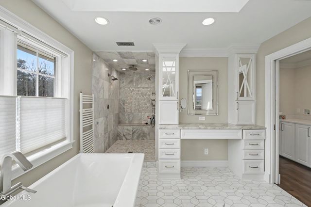 9 Sage Estate, Menands, NY 12204
