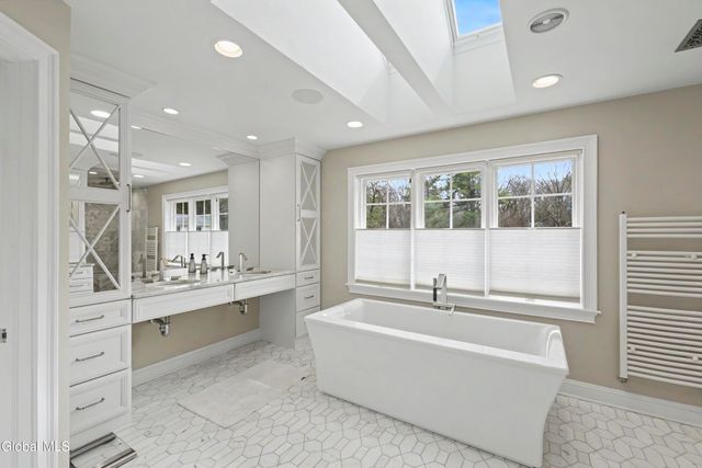 9 Sage Estate, Menands, NY 12204