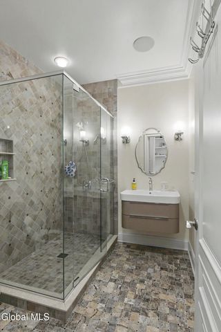 9 Sage Estate, Menands, NY 12204