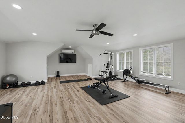 9 Sage Estate, Menands, NY 12204