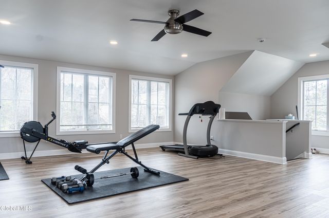 9 Sage Estate, Menands, NY 12204