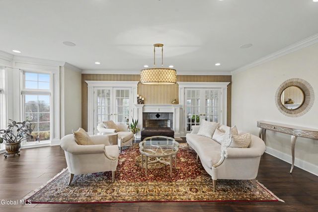 9 Sage Estate, Menands, NY 12204