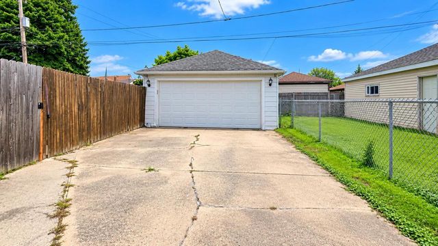 2624 Mitchell STREET, Racine, WI 53403