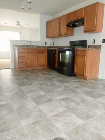 4616 Mallard Creek Drive, Greensboro, NC 27405