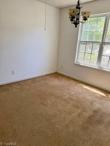 4616 Mallard Creek Drive, Greensboro, NC 27405