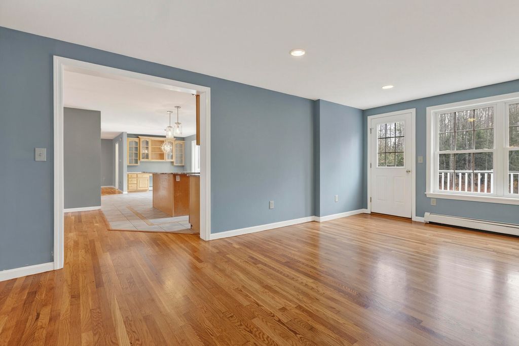 350 Hillside Street, Yarmouth, ME 04096 — photo 5