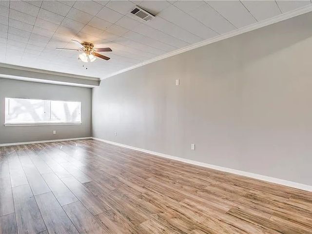 1255 E Pentagon Parkway, Dallas, TX 75216