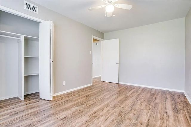 1255 E Pentagon Parkway, Dallas, TX 75216