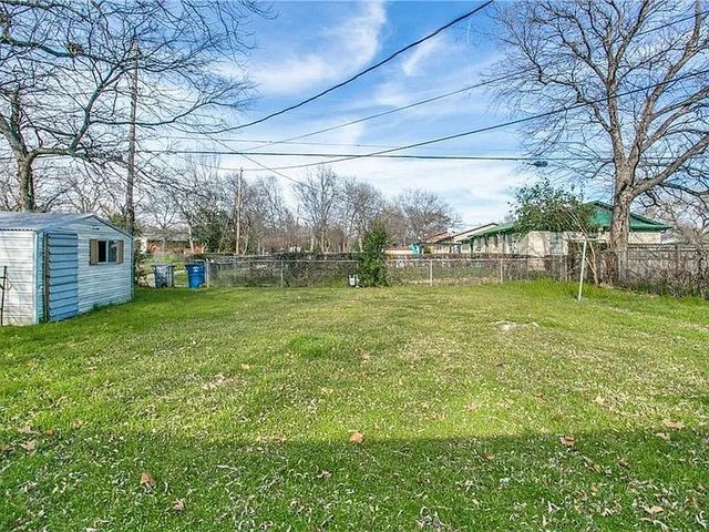 1255 E Pentagon Parkway, Dallas, TX 75216