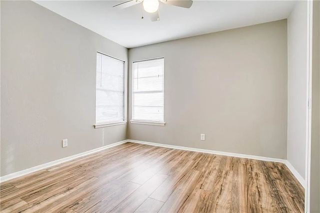 1255 E Pentagon Parkway, Dallas, TX 75216