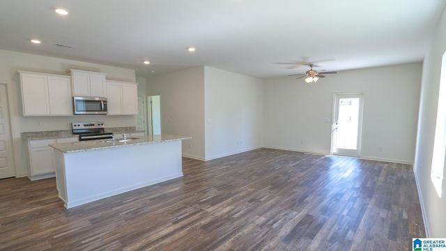 749 EMPIRE AVENUE, Chelsea, AL 35043