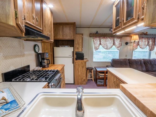 45 Camp Circle, Fitzwilliam, NH 03447