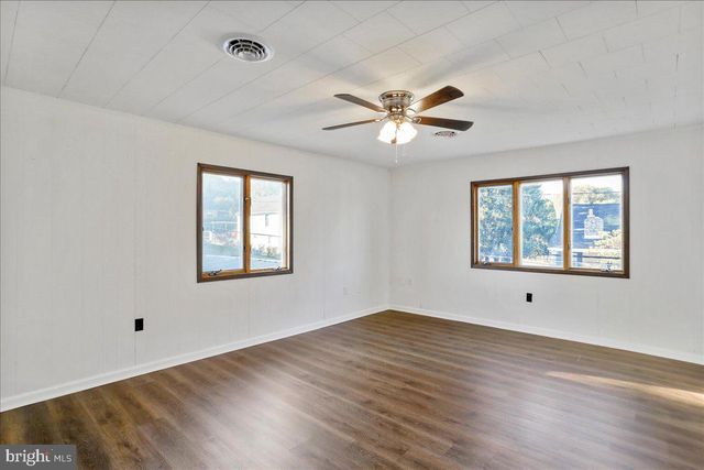 1200 GRAZIER ST, Martinsburg, WV 25404