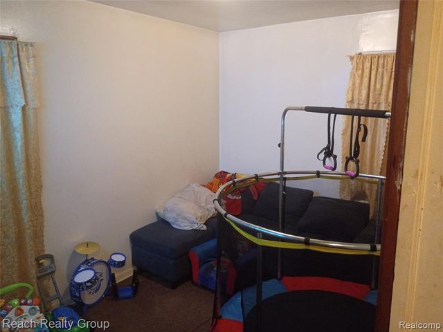 11366 Rossiter Street, Detroit, MI 48224