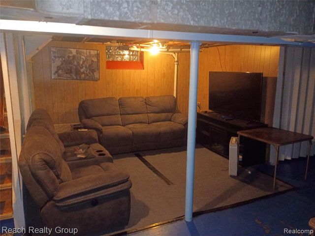 11366 Rossiter Street, Detroit, MI 48224