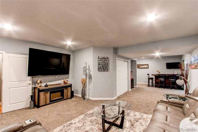2227 Rosette Lane, Castle Rock, CO 80104