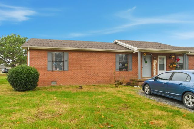105 Gayla Ct, Portland, TN 37148