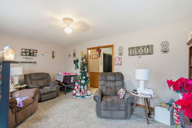 105 Gayla Ct, Portland, TN 37148