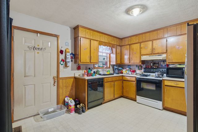 105 Gayla Ct, Portland, TN 37148