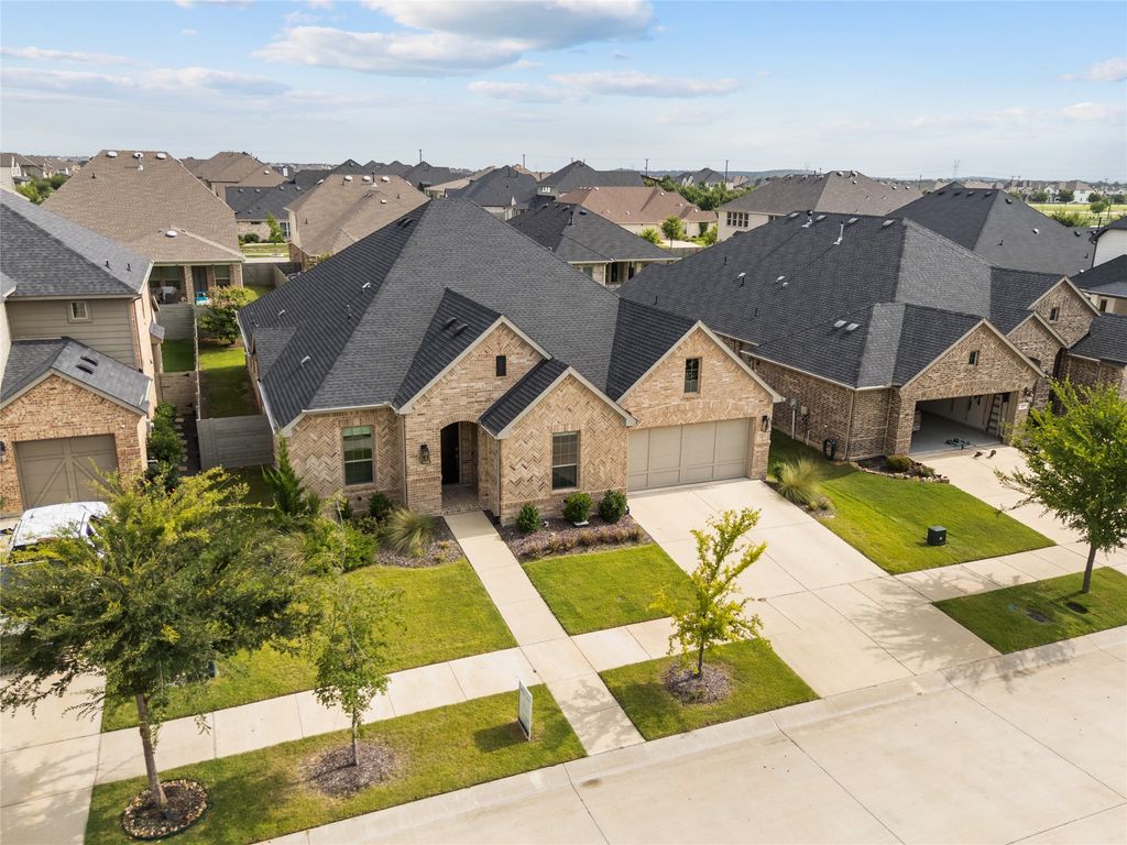 1412 14th Street, Argyle, TX 76226