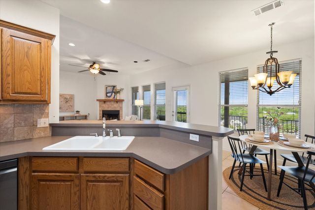 622 Elizabeth Place, Weatherford, TX 76086