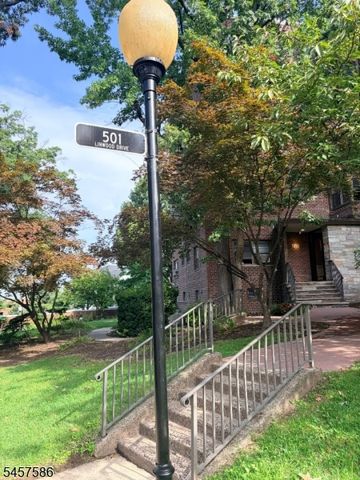 501 Linwood Drive 2F, Fort Lee Boro, NJ 07024