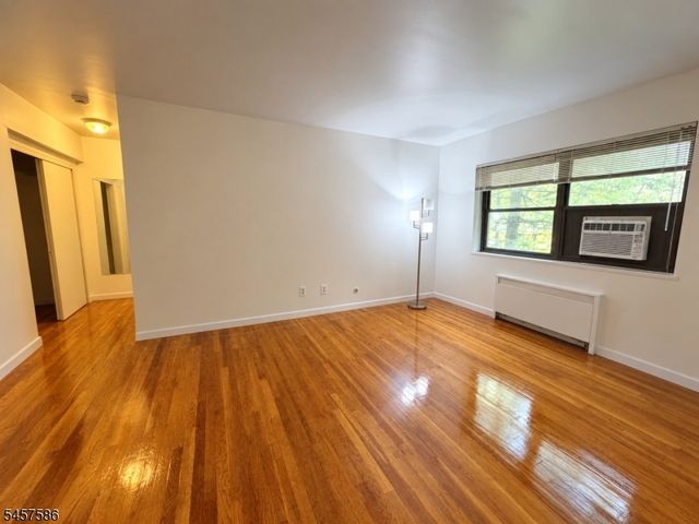 501 Linwood Drive 2F, Fort Lee Boro, NJ 07024