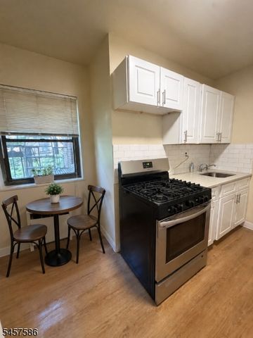 501 Linwood Drive 2F, Fort Lee Boro, NJ 07024
