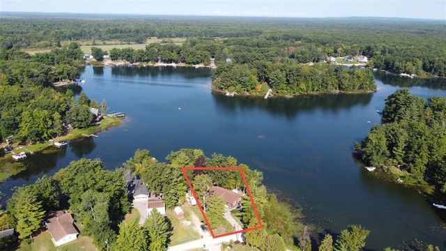 5985 N Bayshore Drive, Irons, MI 49644