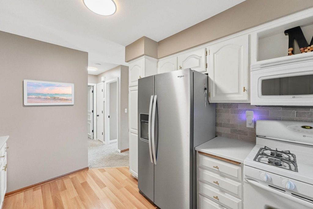 4492 Clover Lane, Eagan, MN 55122 — photo 3