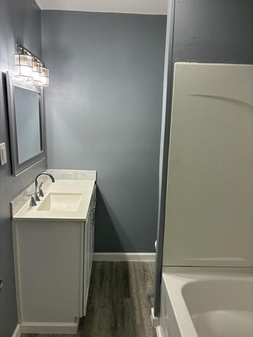 520 Myrtle Street, Monett, MO 65708