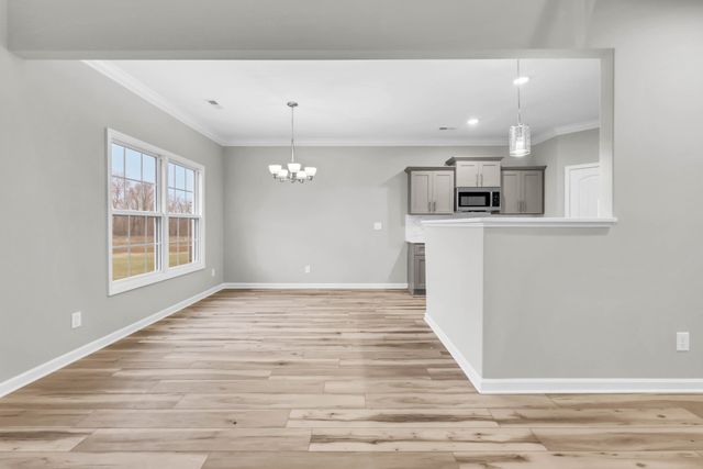 664 Marblewing Ct, Clarksville, TN 37043