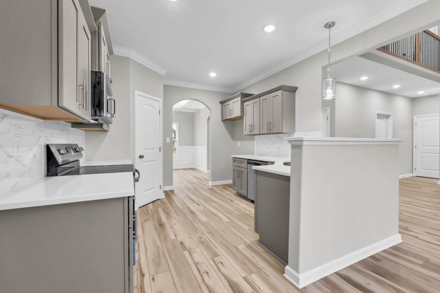 664 Marblewing Ct, Clarksville, TN 37043