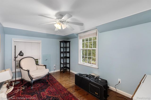 1059 Berkshire Road, Grosse Pointe, MI 48230