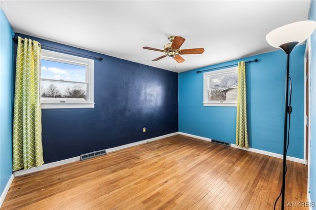 434 Sprucewood, Amherst, NY 14221