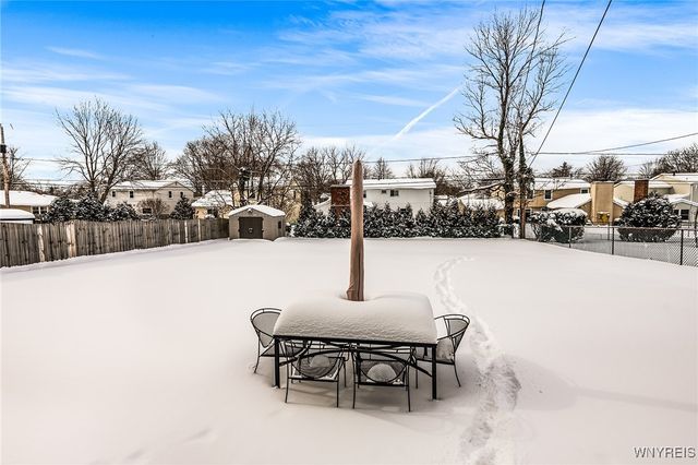 434 Sprucewood, Amherst, NY 14221