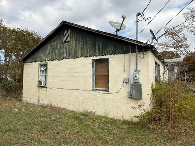 642 E Lumpkin Street, Meridian, TX 76665