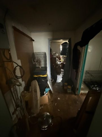 642 E Lumpkin Street, Meridian, TX 76665