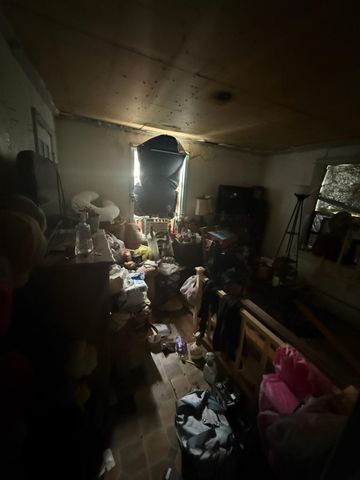 642 E Lumpkin Street, Meridian, TX 76665