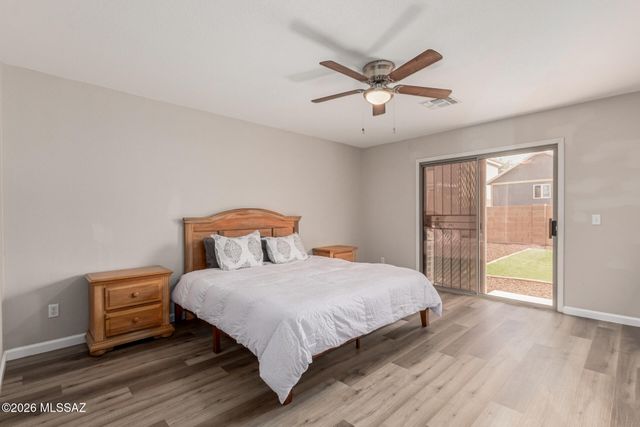 10168 N Pitchingwedge Lane, Oro Valley, AZ 85737