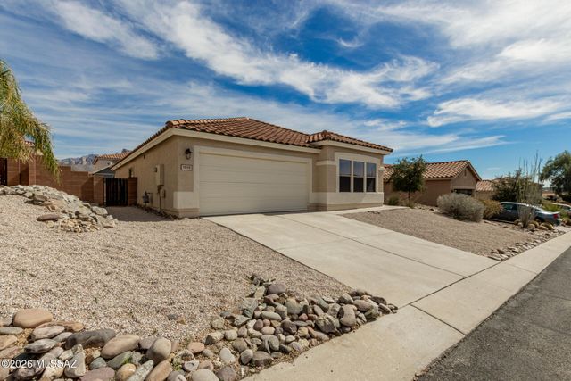 10168 N Pitchingwedge Lane, Oro Valley, AZ 85737