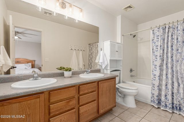 10168 N Pitchingwedge Lane, Oro Valley, AZ 85737