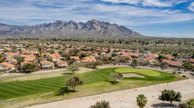 10168 N Pitchingwedge Lane, Oro Valley, AZ 85737