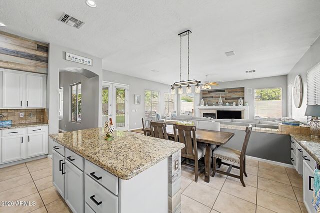 25203 N 42ND Avenue N, Phoenix, AZ 85083