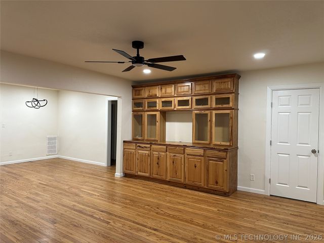 1235 S Gary Place, Tulsa, OK 74104
