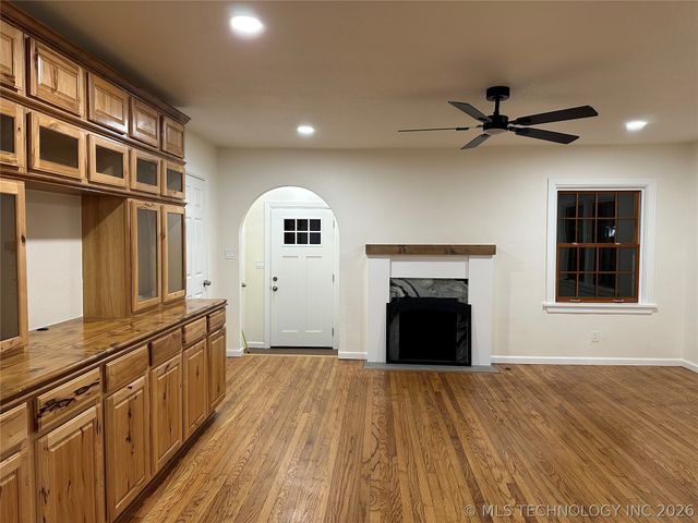 1235 S Gary Place, Tulsa, OK 74104