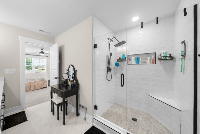 166 Sango Dr Unit 38, Clarksville, TN 37043