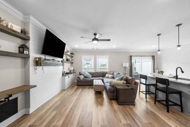 166 Sango Dr Unit 38, Clarksville, TN 37043