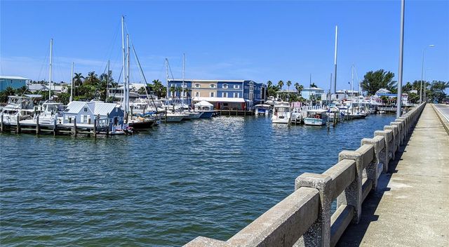 2547 60TH AVENUE W L-36, Bradenton, FL 34207